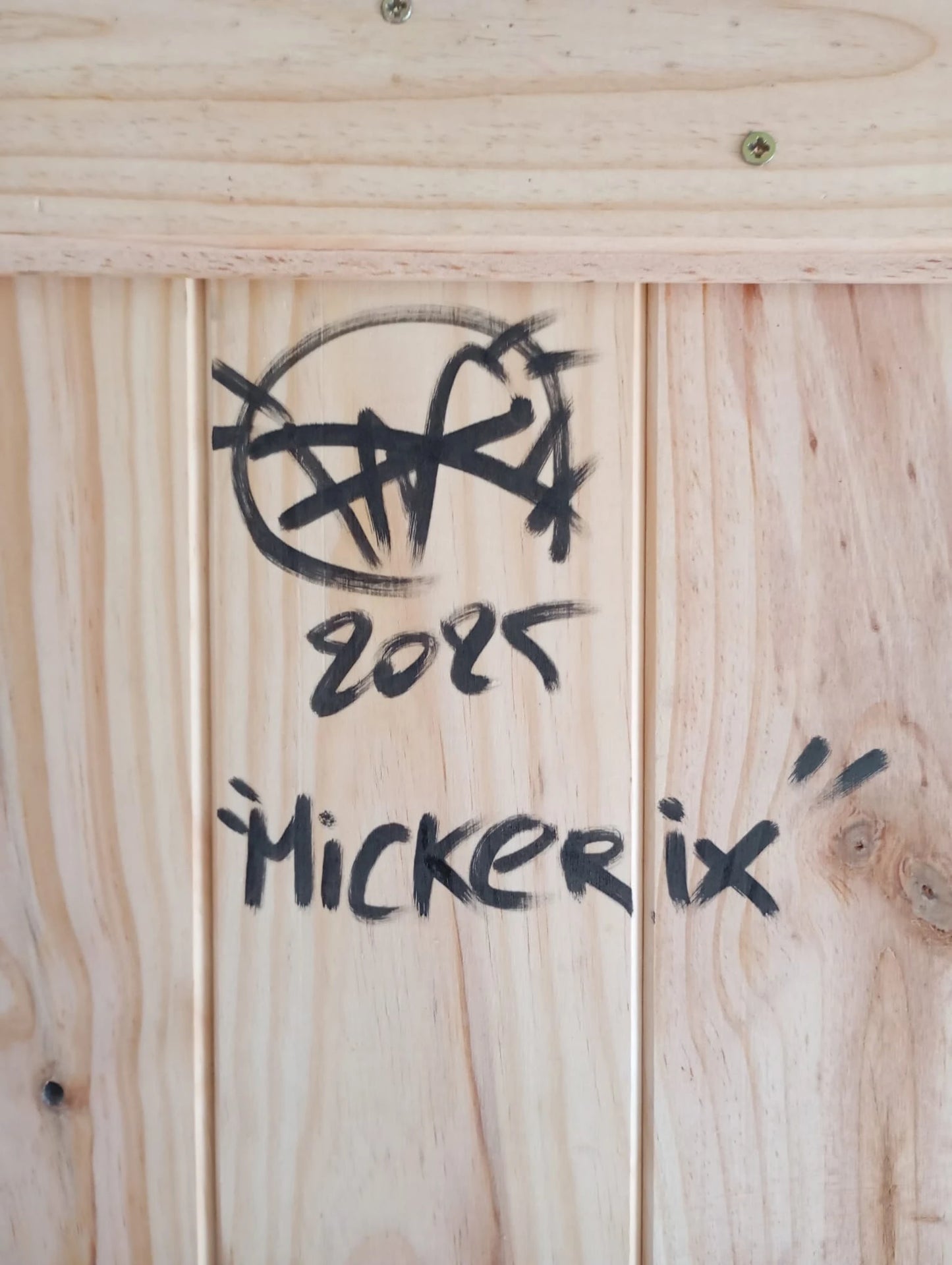 Mickerix Daru