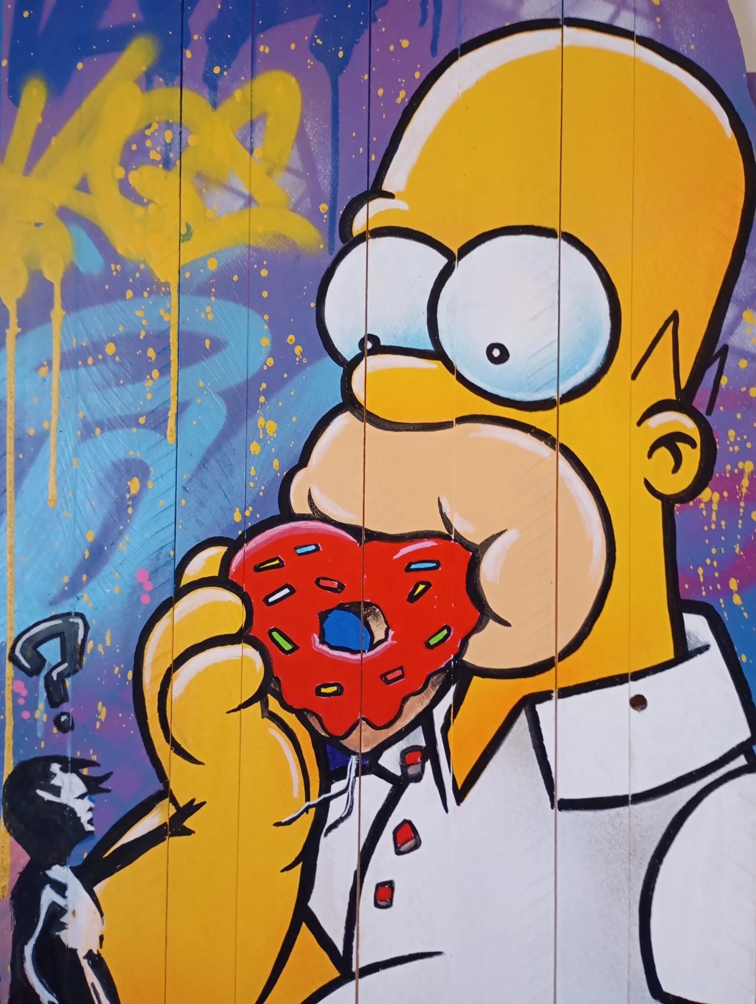 Girl with donuts Daru